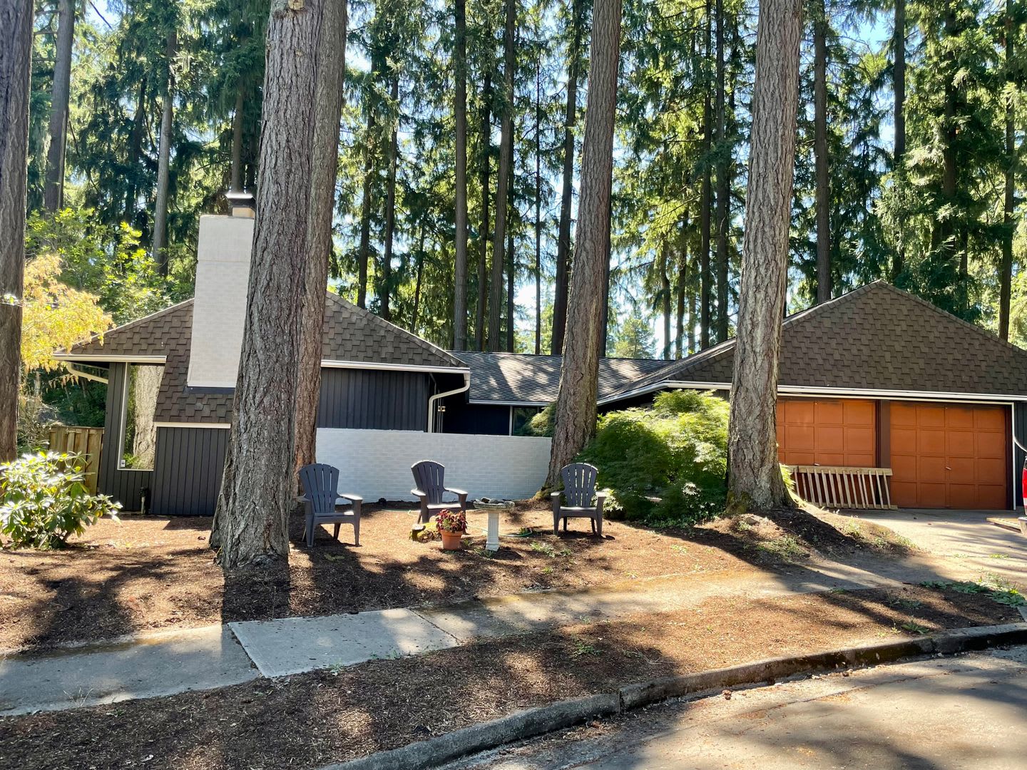 Beaverton 4 Bed + 2 Bath House – photo 2
