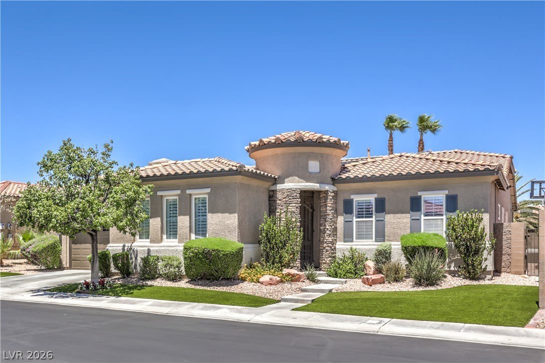 7166 Frontier Hills Avenue – photo 1