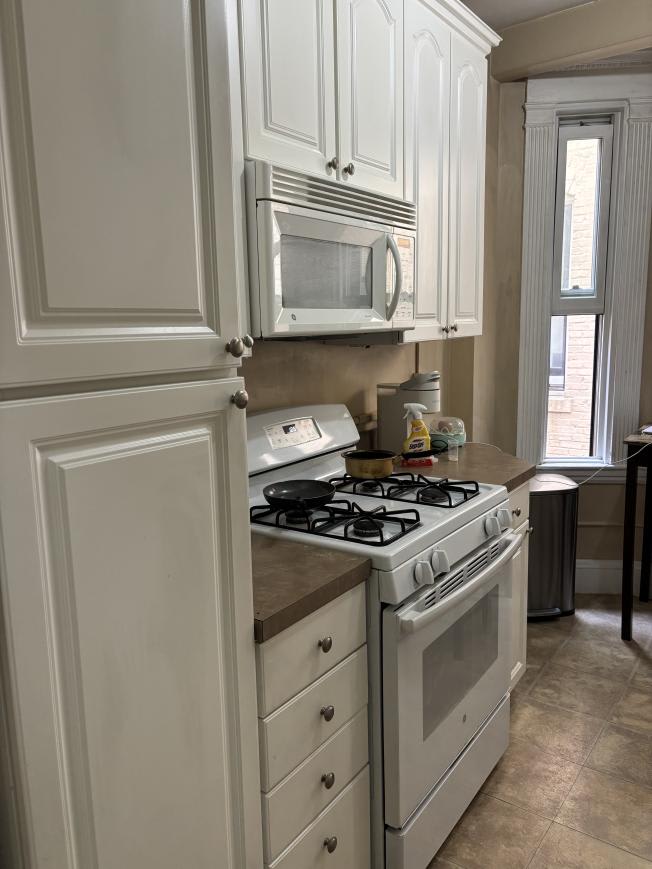8 Garrison St. – photo 2