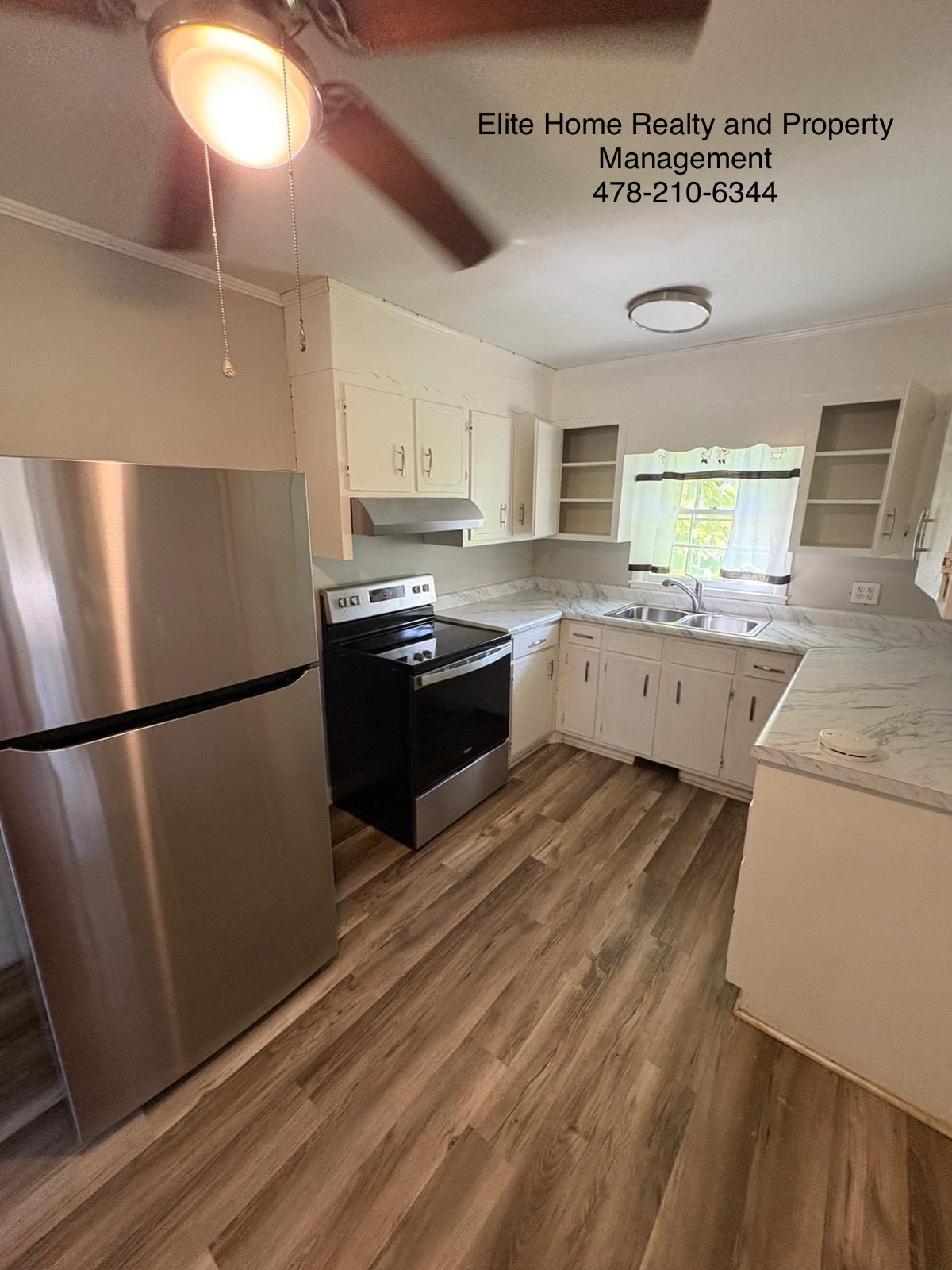 4322 Fairfax Drive – photo 2