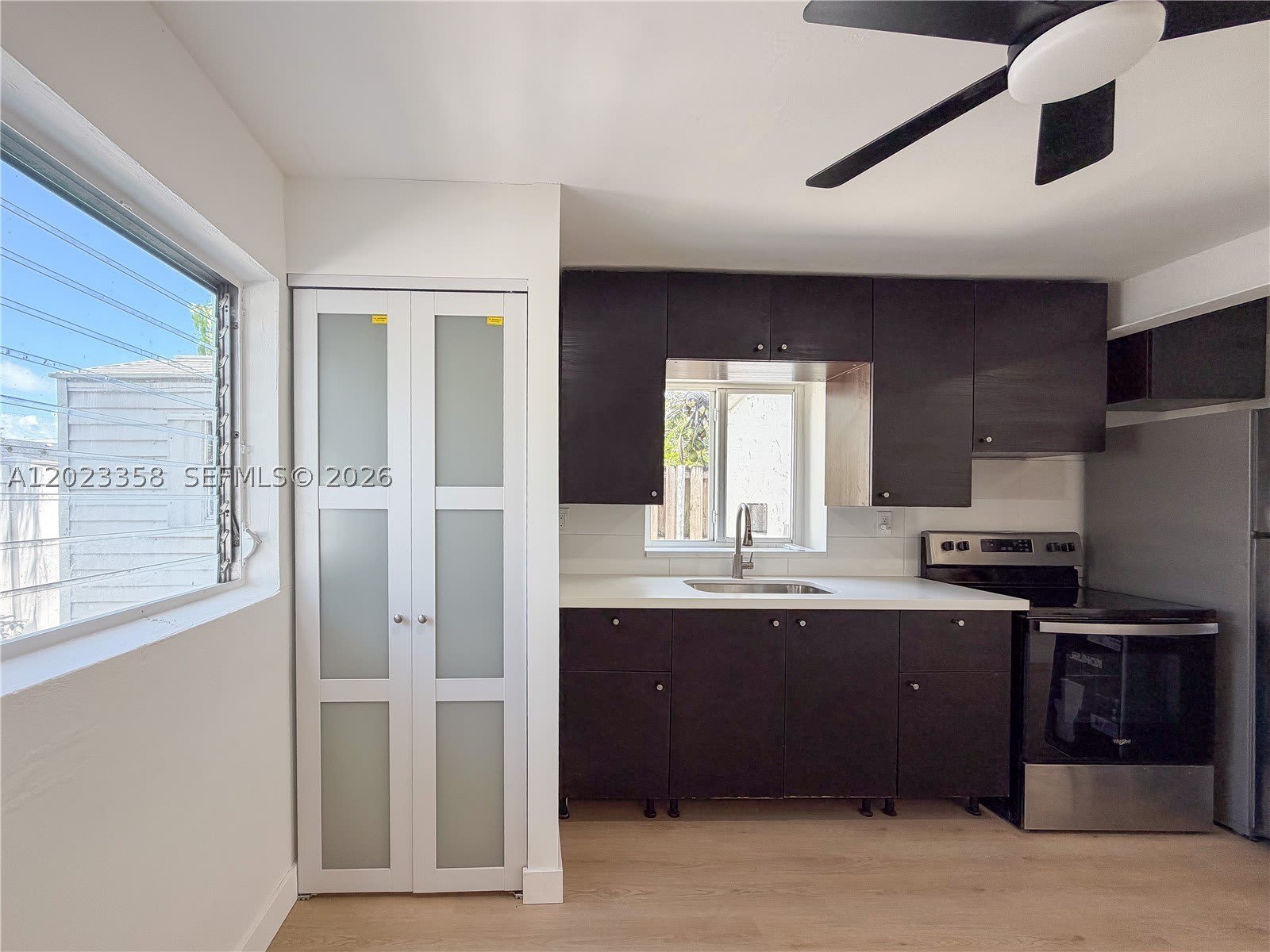313 SW 1st Street – photo 4