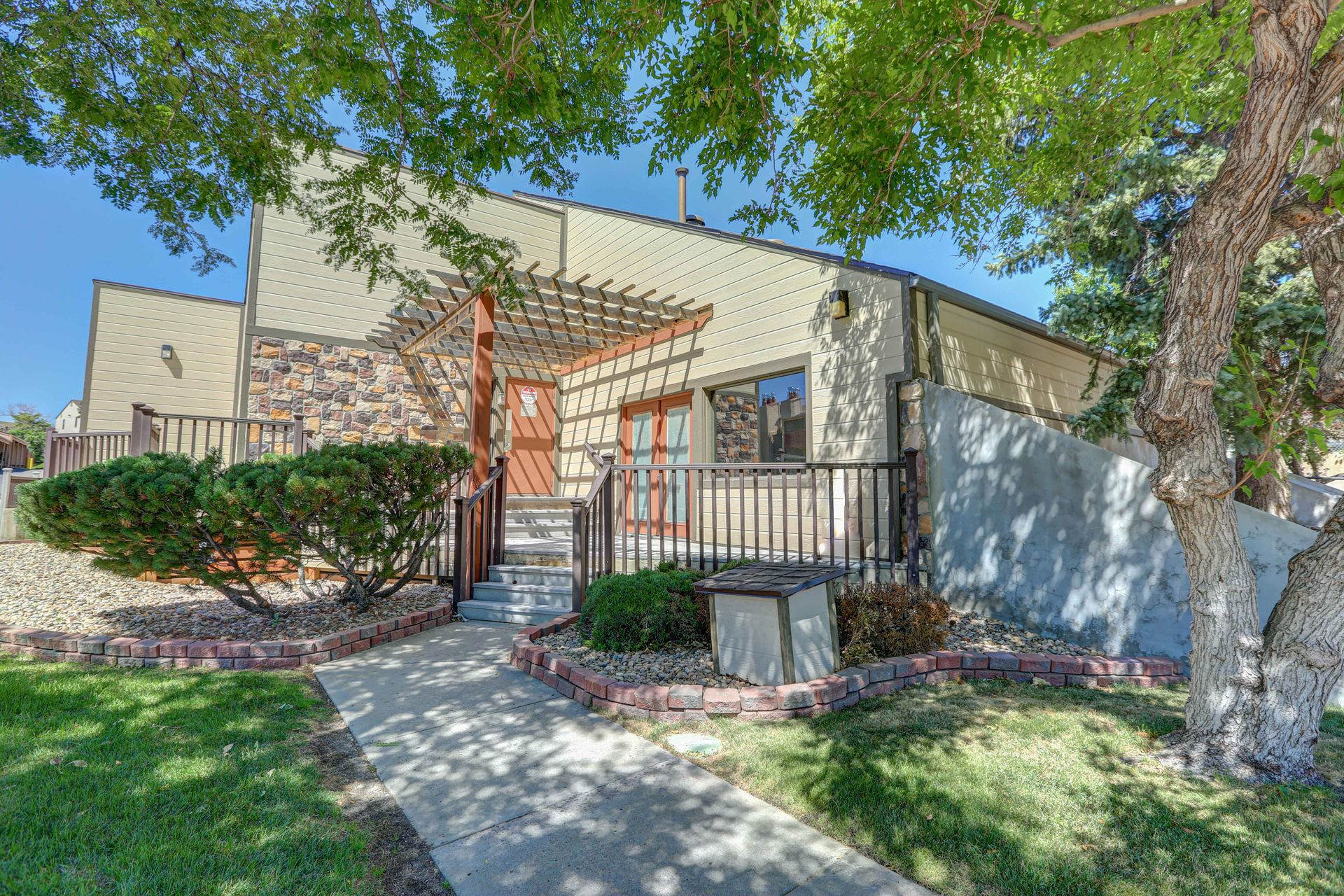 Riva Ridge Apartments – photo 4