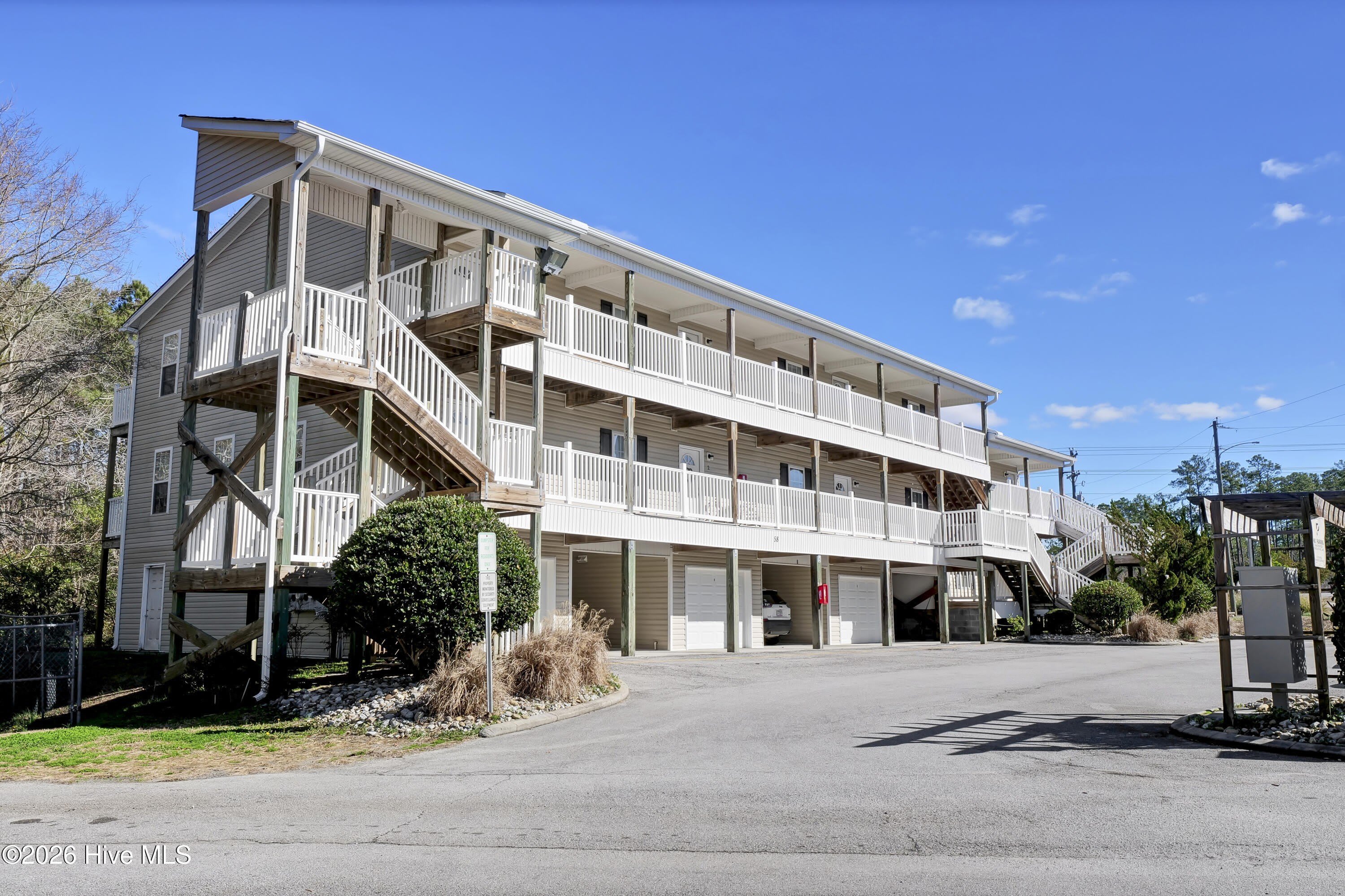 58 Manchester Lane – photo 3