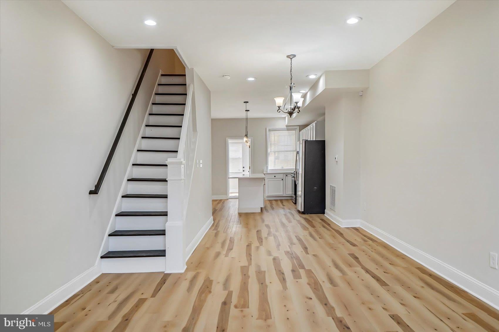 705 N MILTON Avenue – photo 4