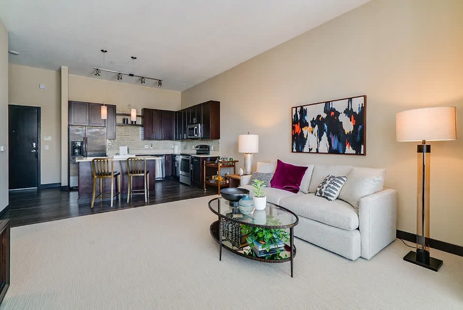 One Southdale Place – photo 4