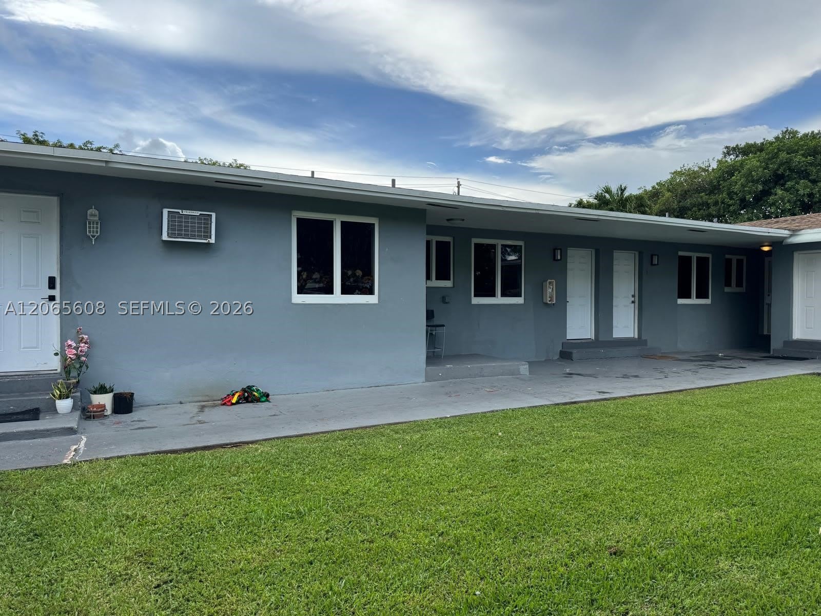 1864 NW 28th St – photo 4