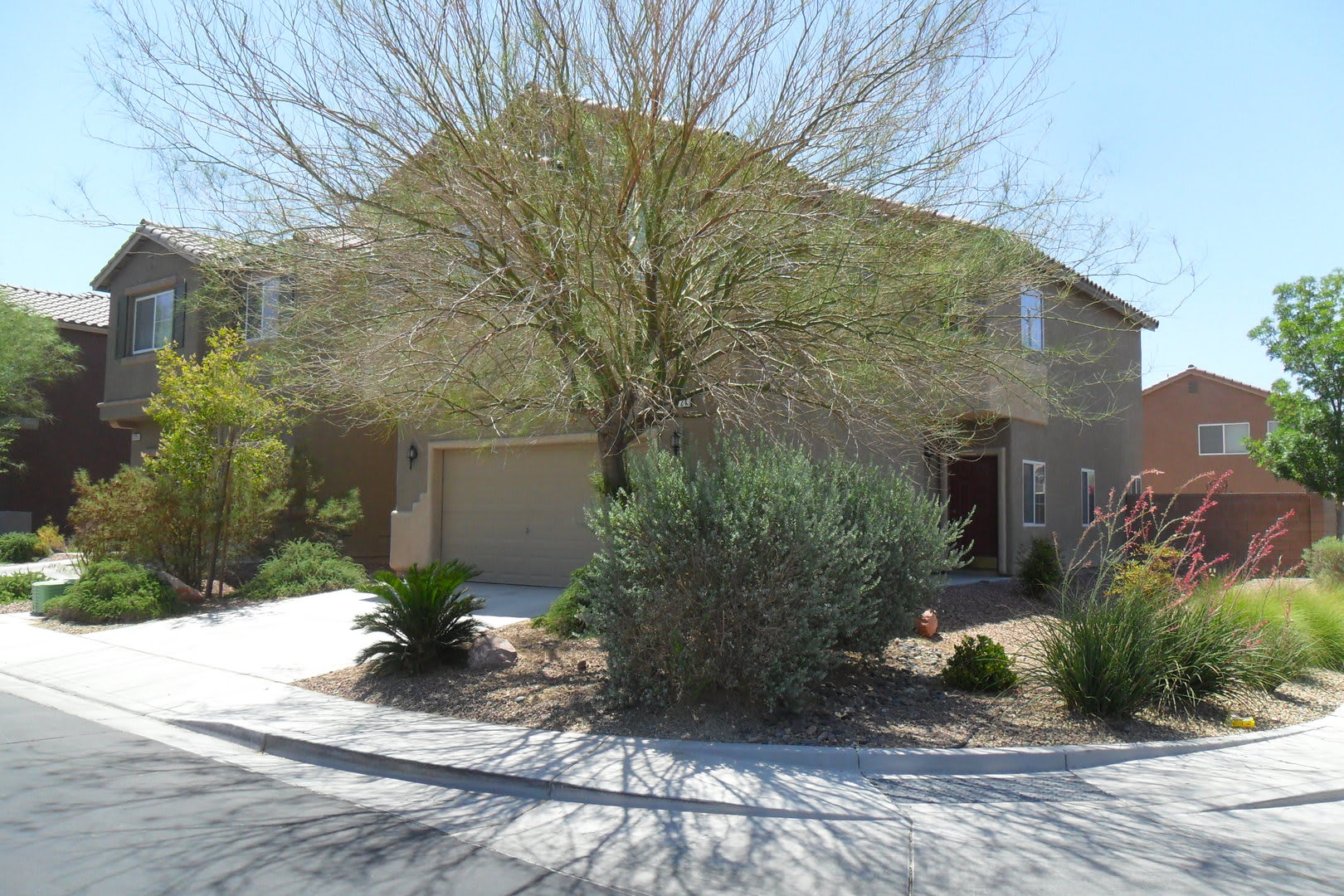 CLOSE TO N.A.F.B. GREAT FAMILY HOME IN SUNRISE CANYON SUBDIVISION! – photo 1