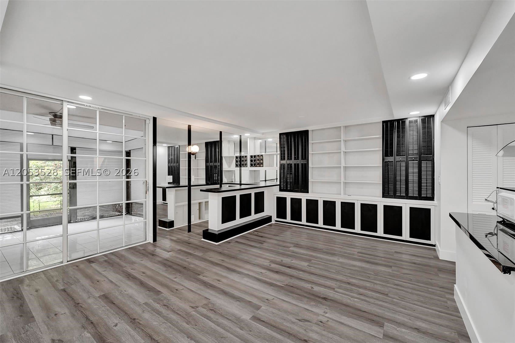 1001 Three Islands Blvd – photo 1