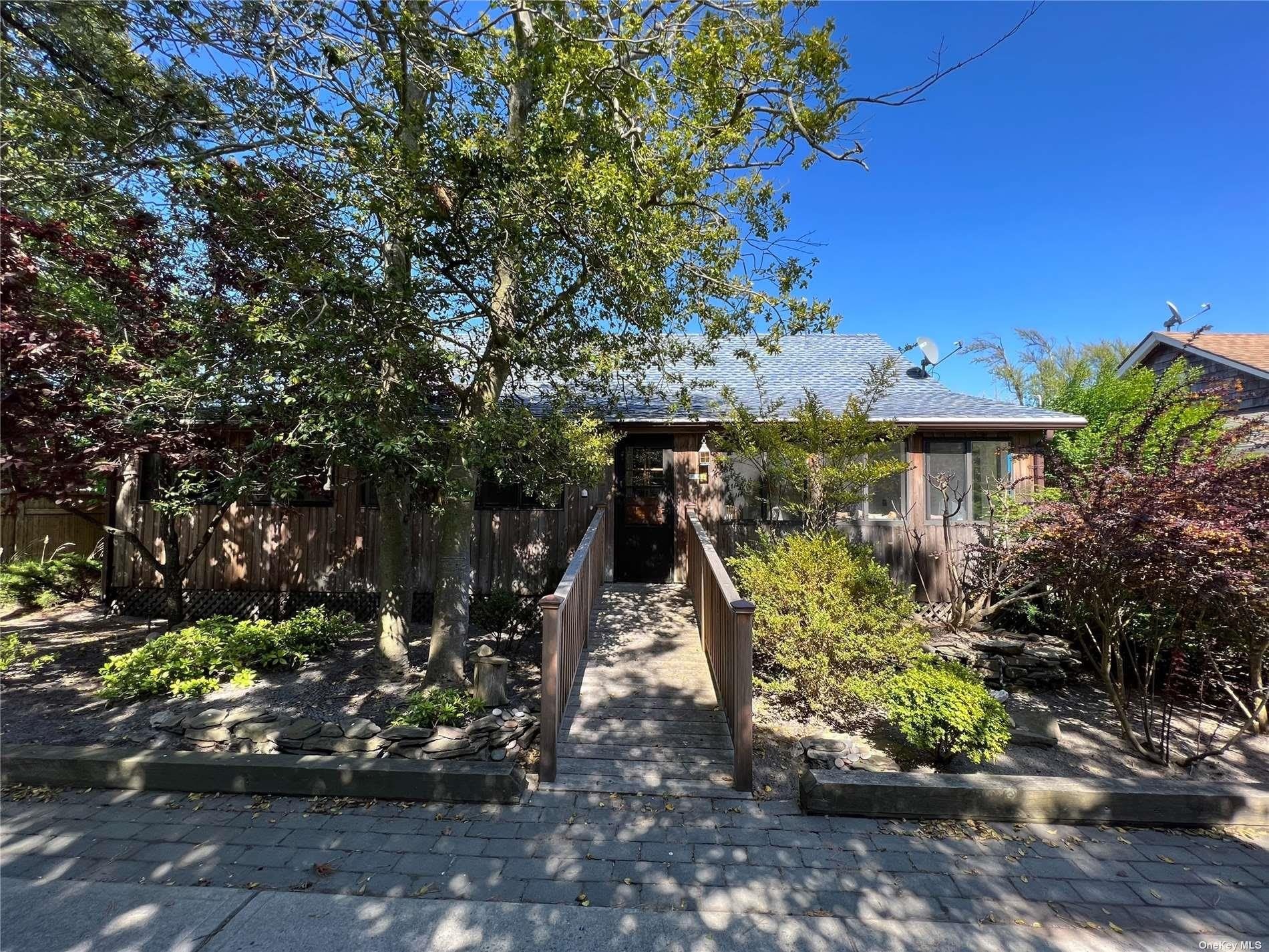 731 Ocean Breeze Walk – photo 1