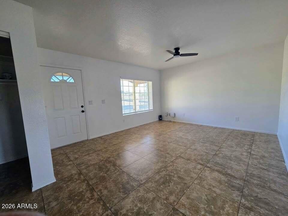 4012 W CARVER Road – photo 3