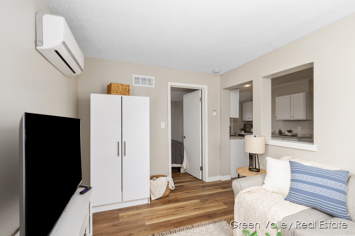 1543 Beidler Street – photo 5