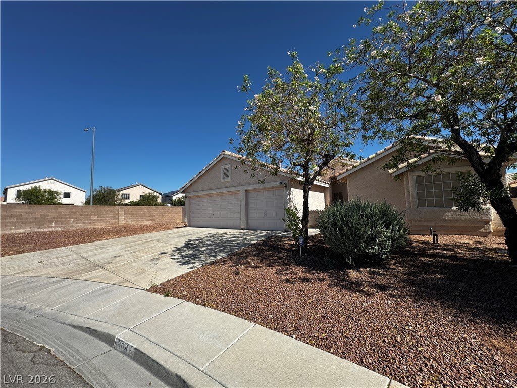 1404 Laughing Larkspur Avenue – photo 2
