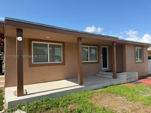 846 W 32nd St – photo 3