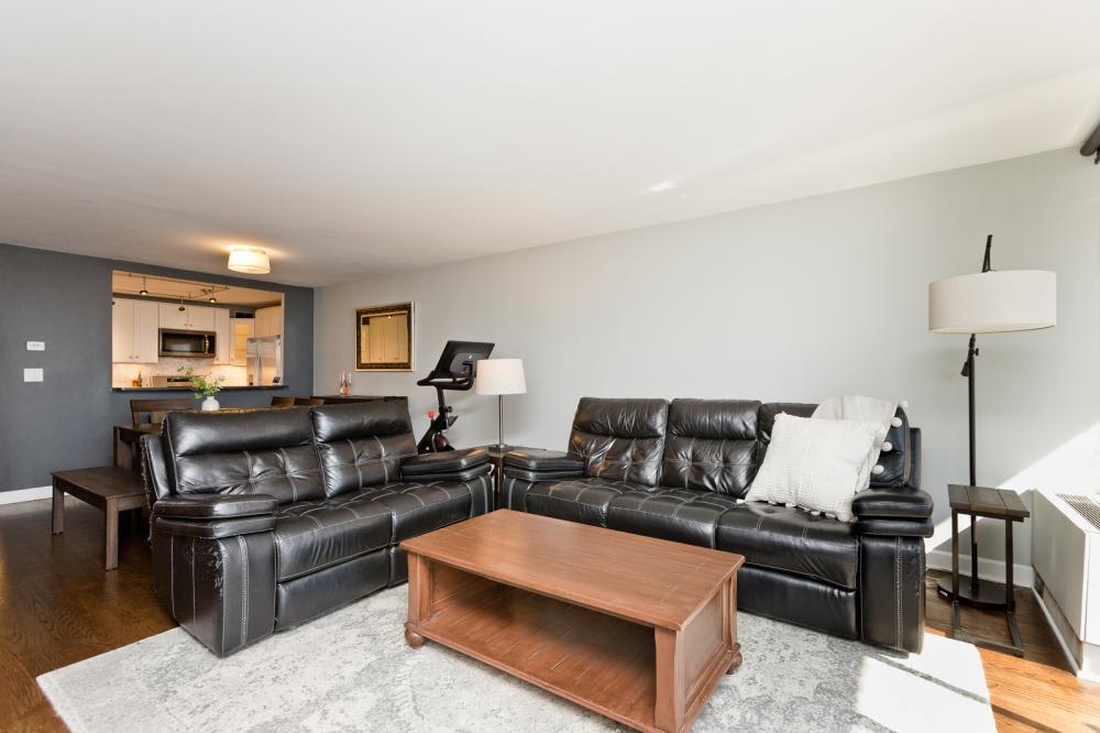 3150 N Sheridan – photo 2