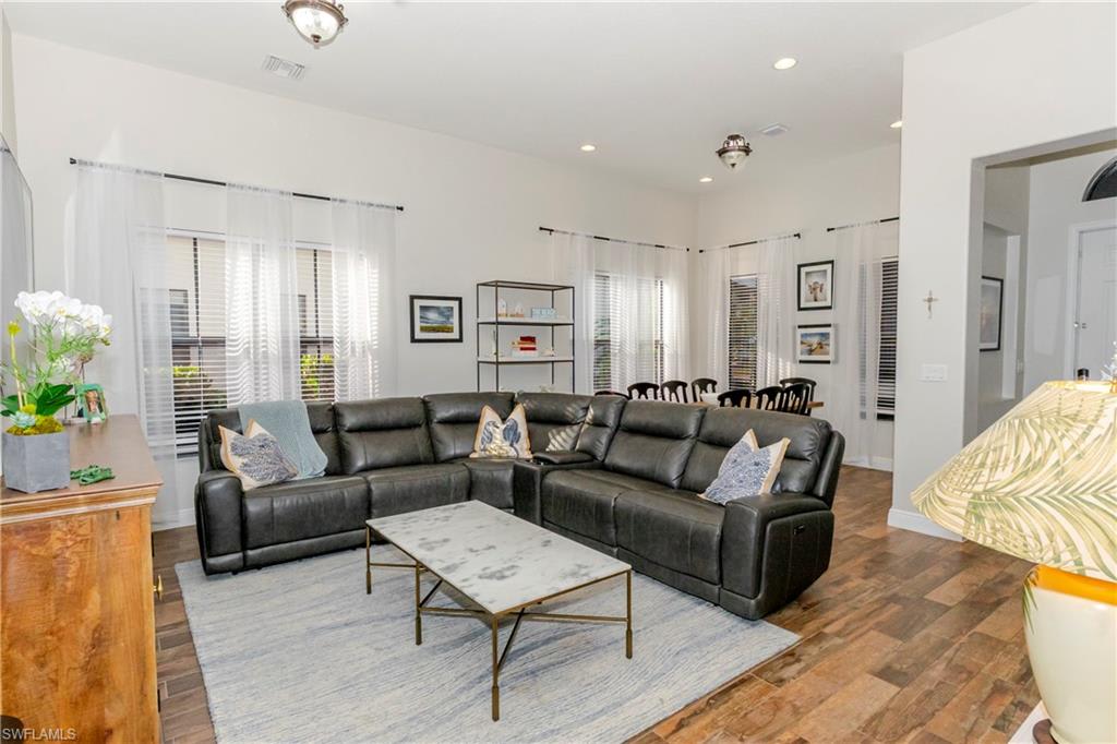 5104 Salerno Street – photo 5