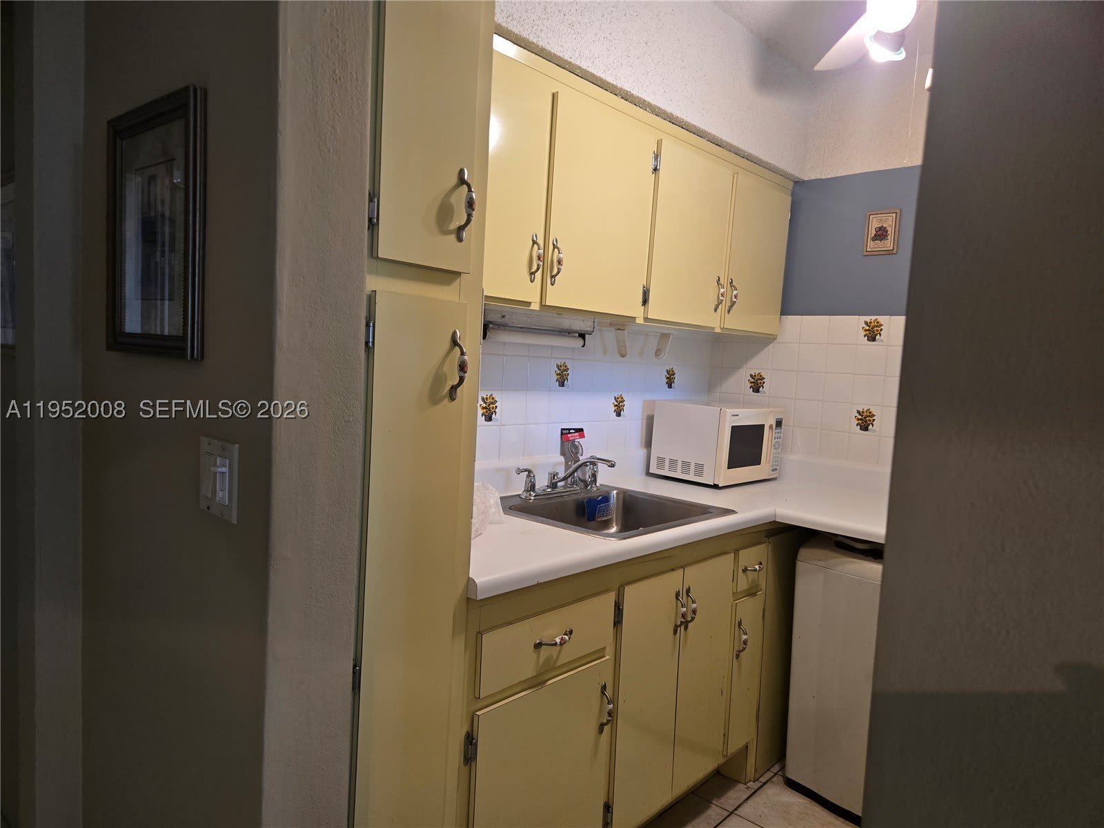 900 SW 11th Ave – photo 5