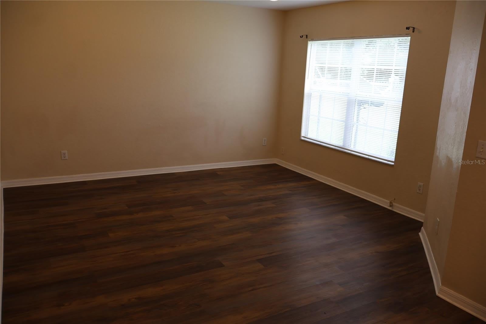1935 SW 31ST Avenue – photo 3