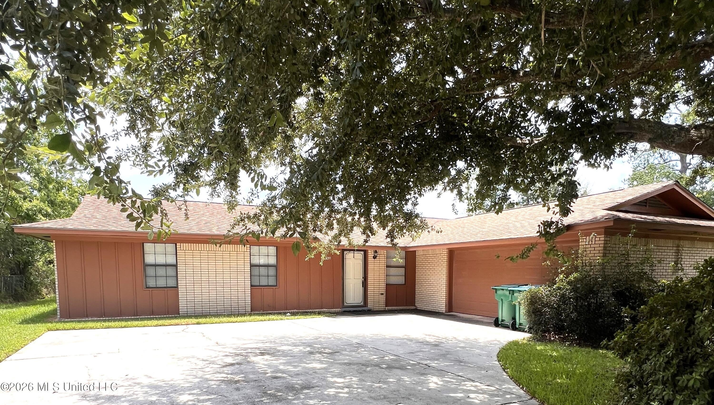 15309-r Royal Street – photo 1