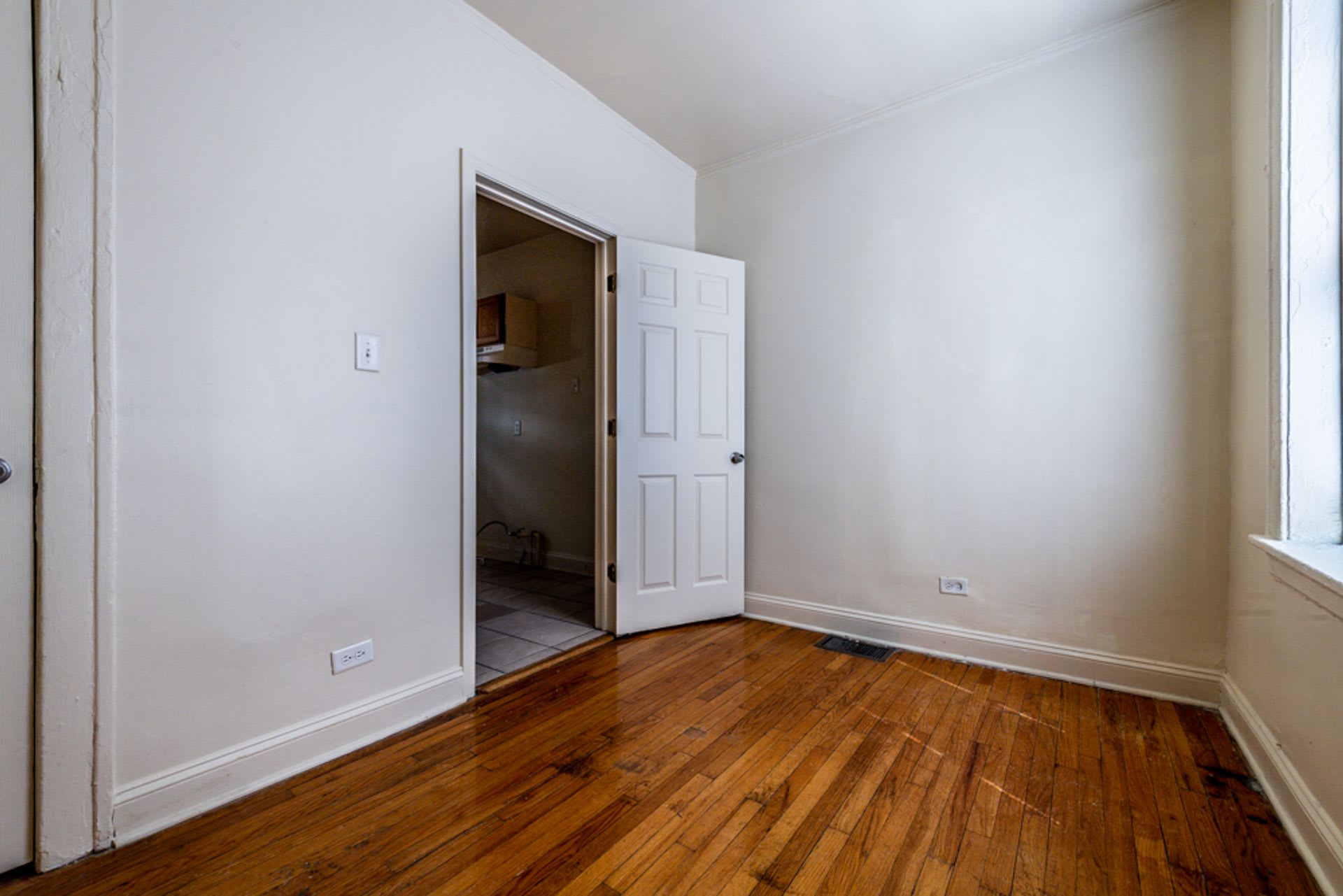 8001-03 S Carpenter – photo 5