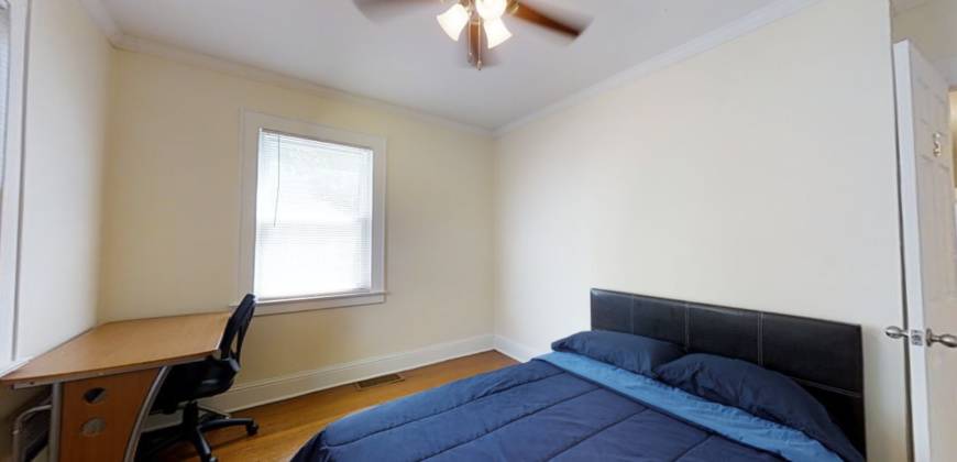 2401 East Genesee StApt 2 Rm 5 – photo 3