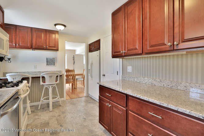 127 Trenton Avenue – photo 4