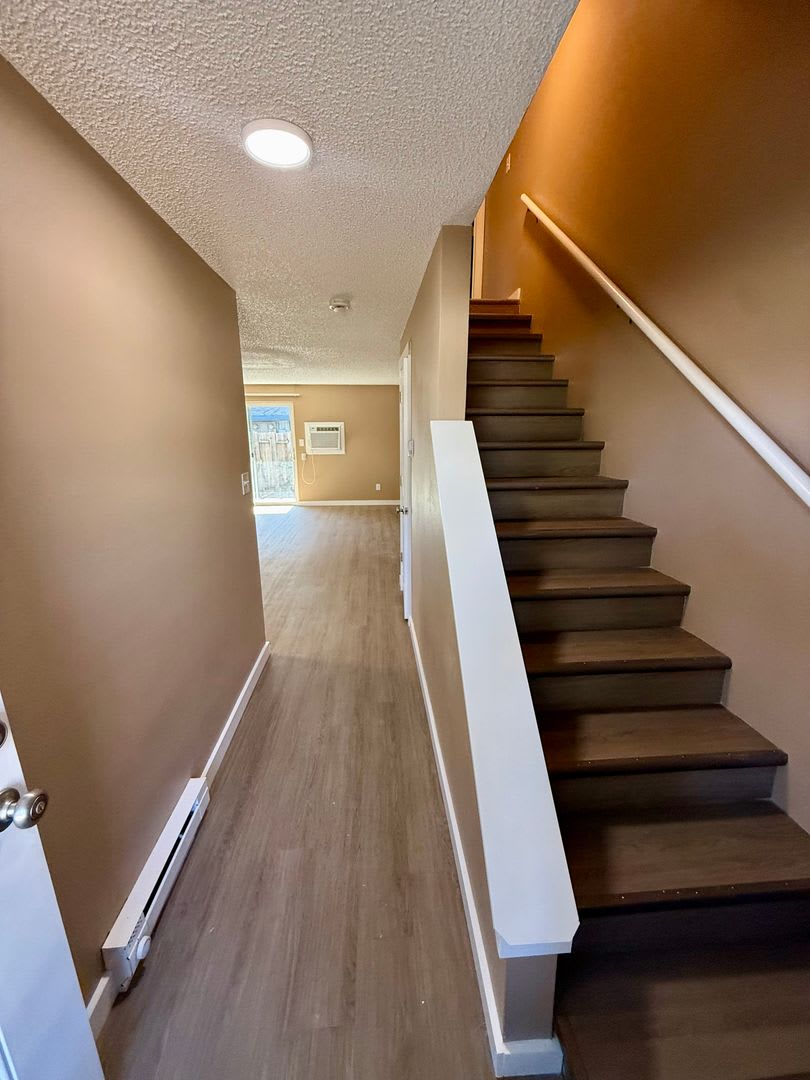 Completely Remodeled! 2 bedroom in North Loveland Near Sculpture Park – photo 3