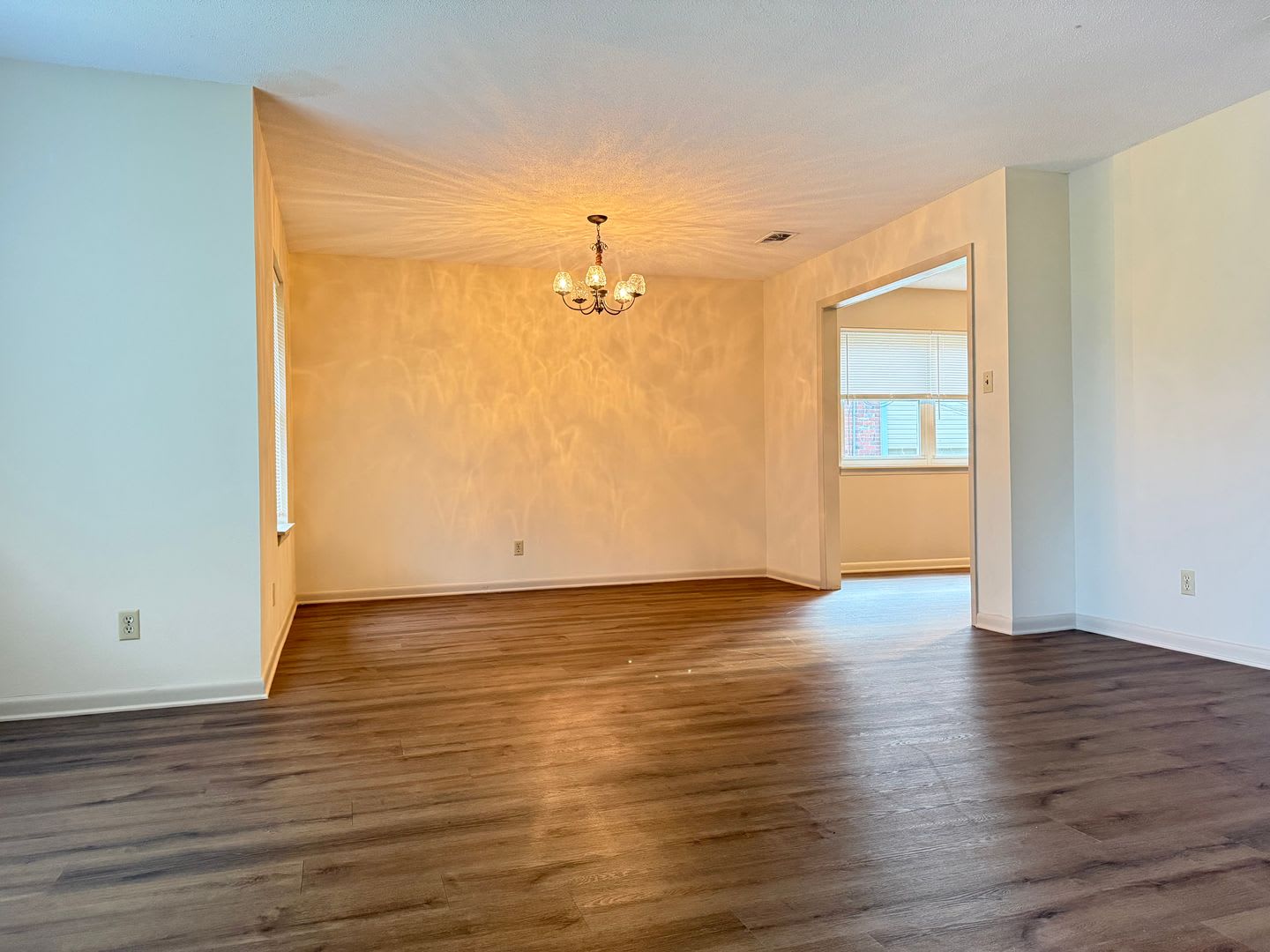 4612 N Cypress St North Little Rock Ar 72116 Large 3Br 2Ba W 2 Car Garage Just Off Mccain Blvd – photo 3
