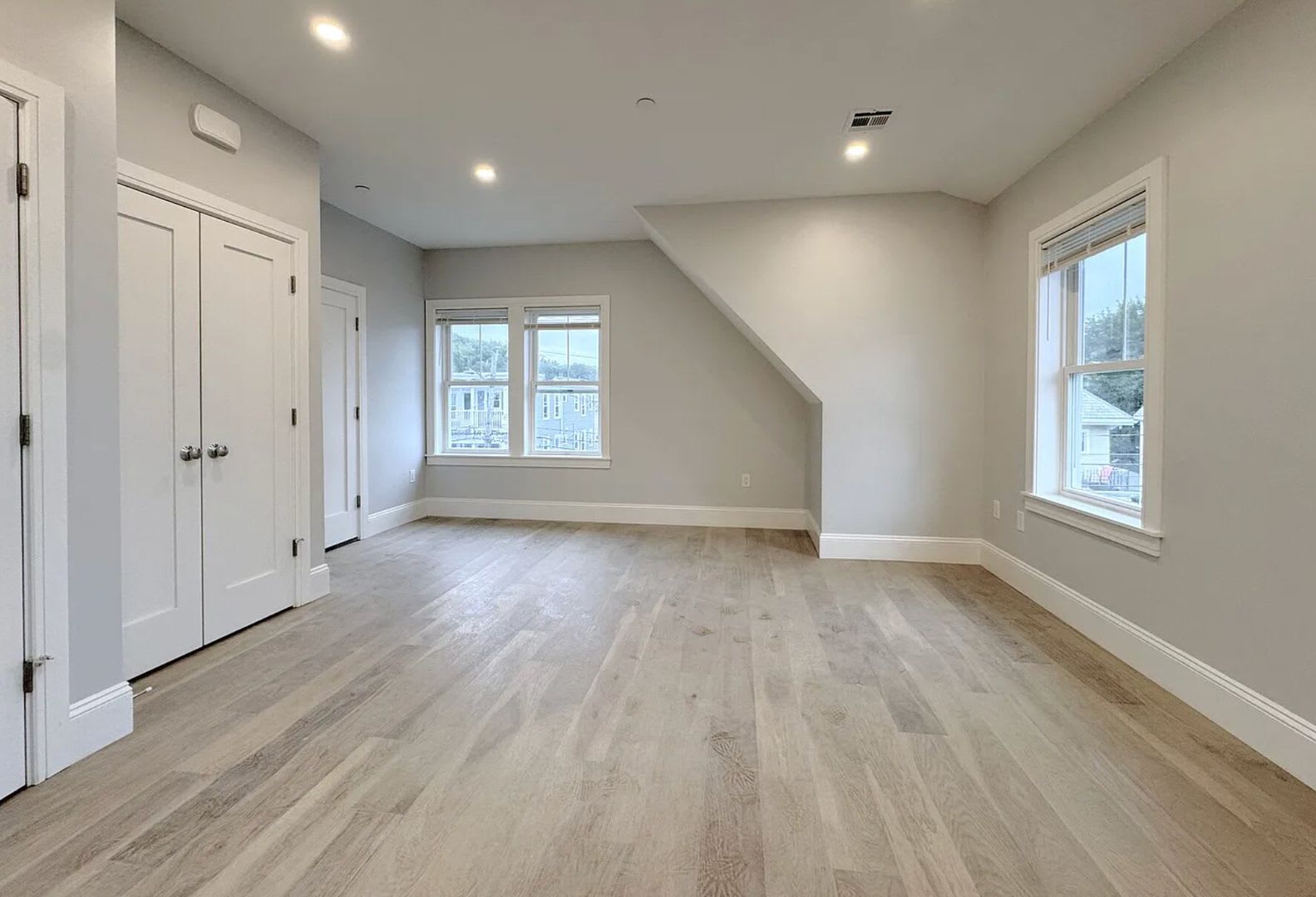 Newly Constructed 3-bed, 2-bath in Brighton – photo 5