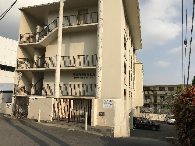 1099 Green Street – photo 1