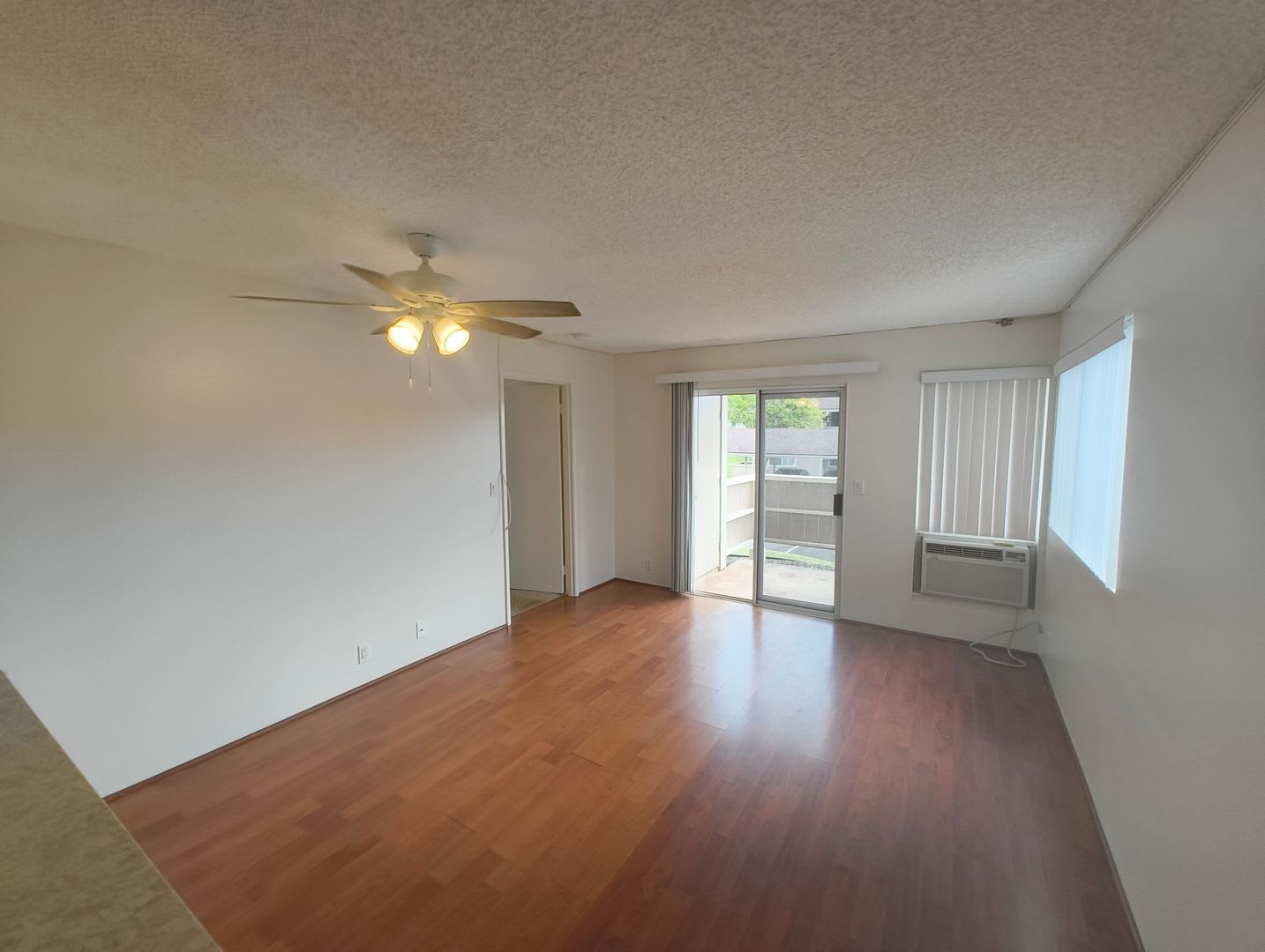 Spacious 3BR/2BA in Mililani – photo 3