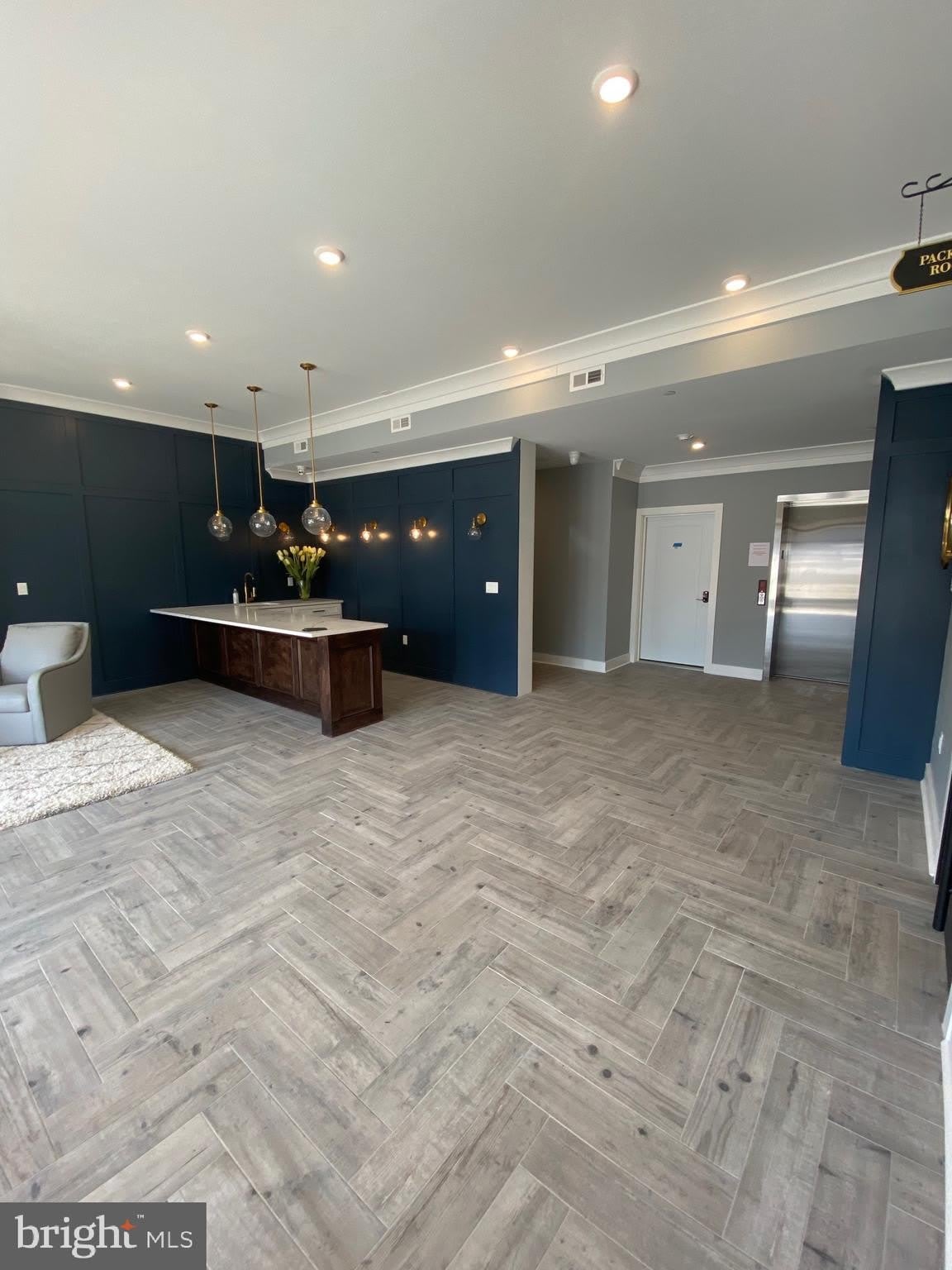 4001 RIDGE Avenue – photo 3