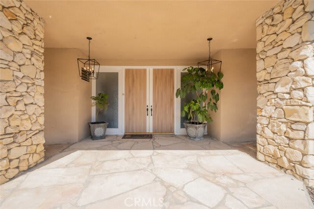 4321 Clear Valley Drive – photo 1