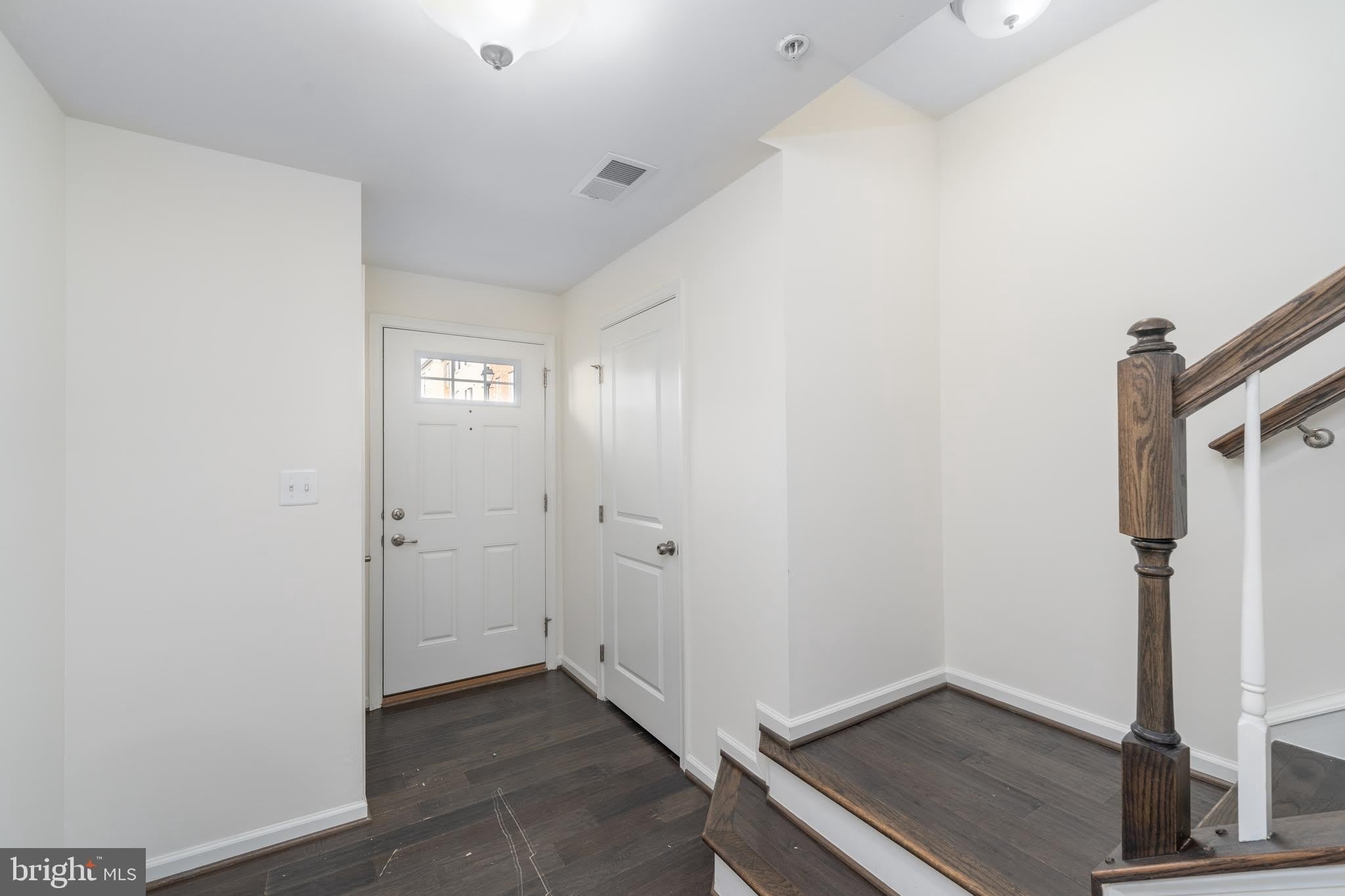 3223 CLEAR SPRING Drive – photo 2