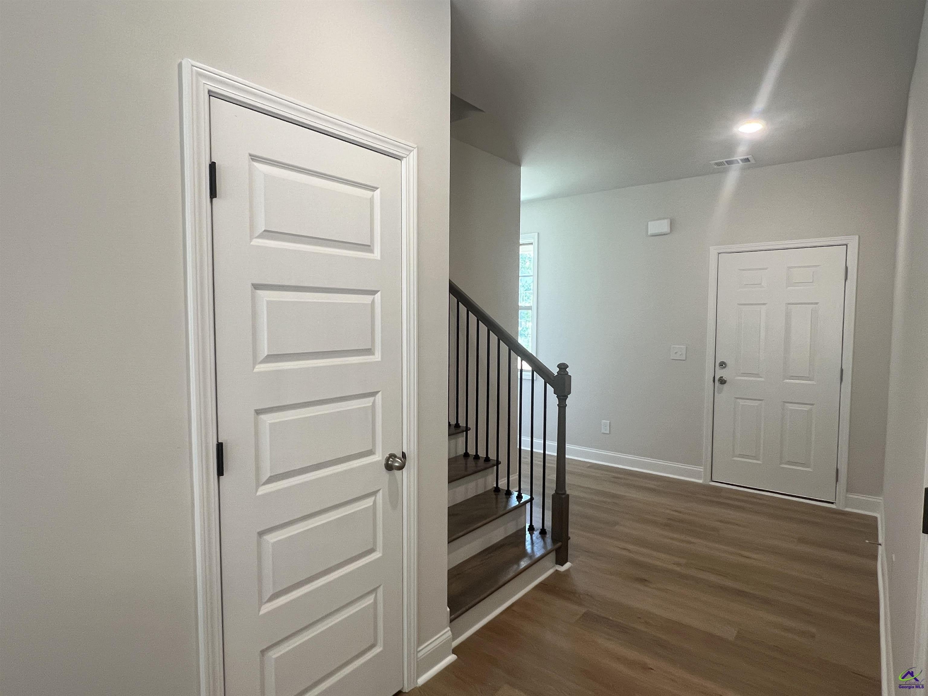 176 Country World Drive – photo 4