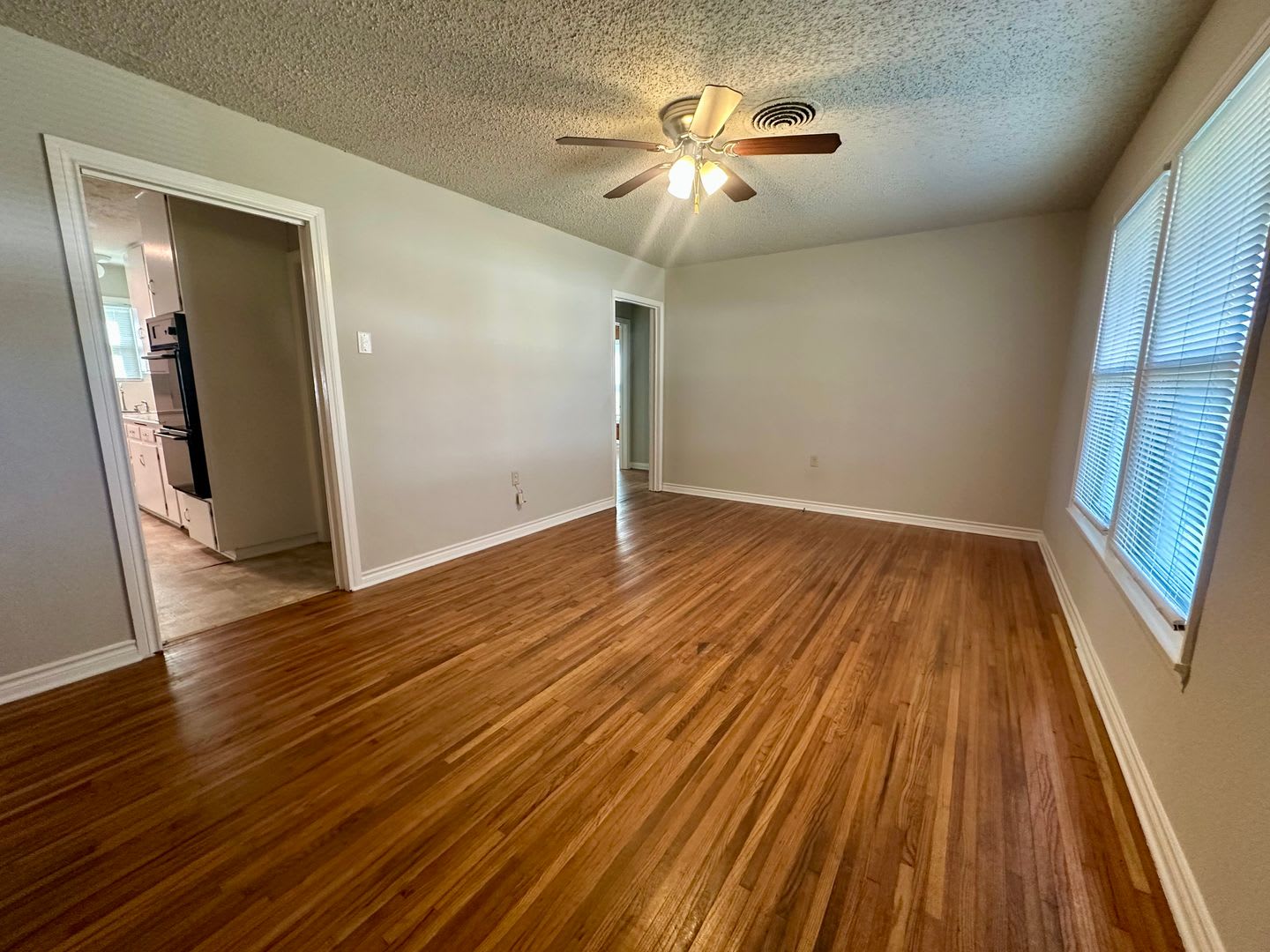2612 Alice Ave. – photo 2