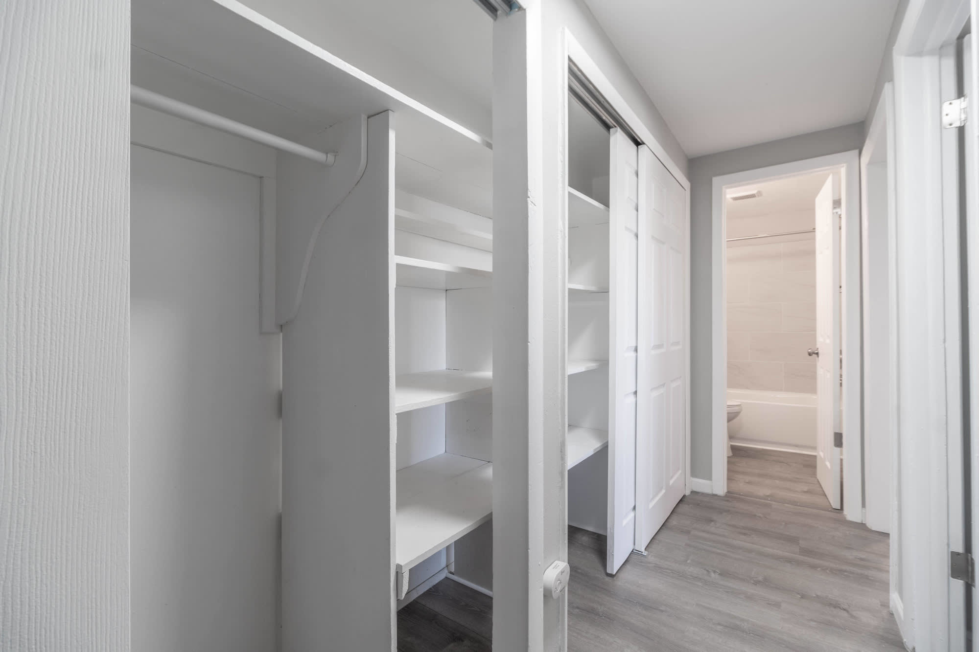 8780 Dawson Street – photo 1