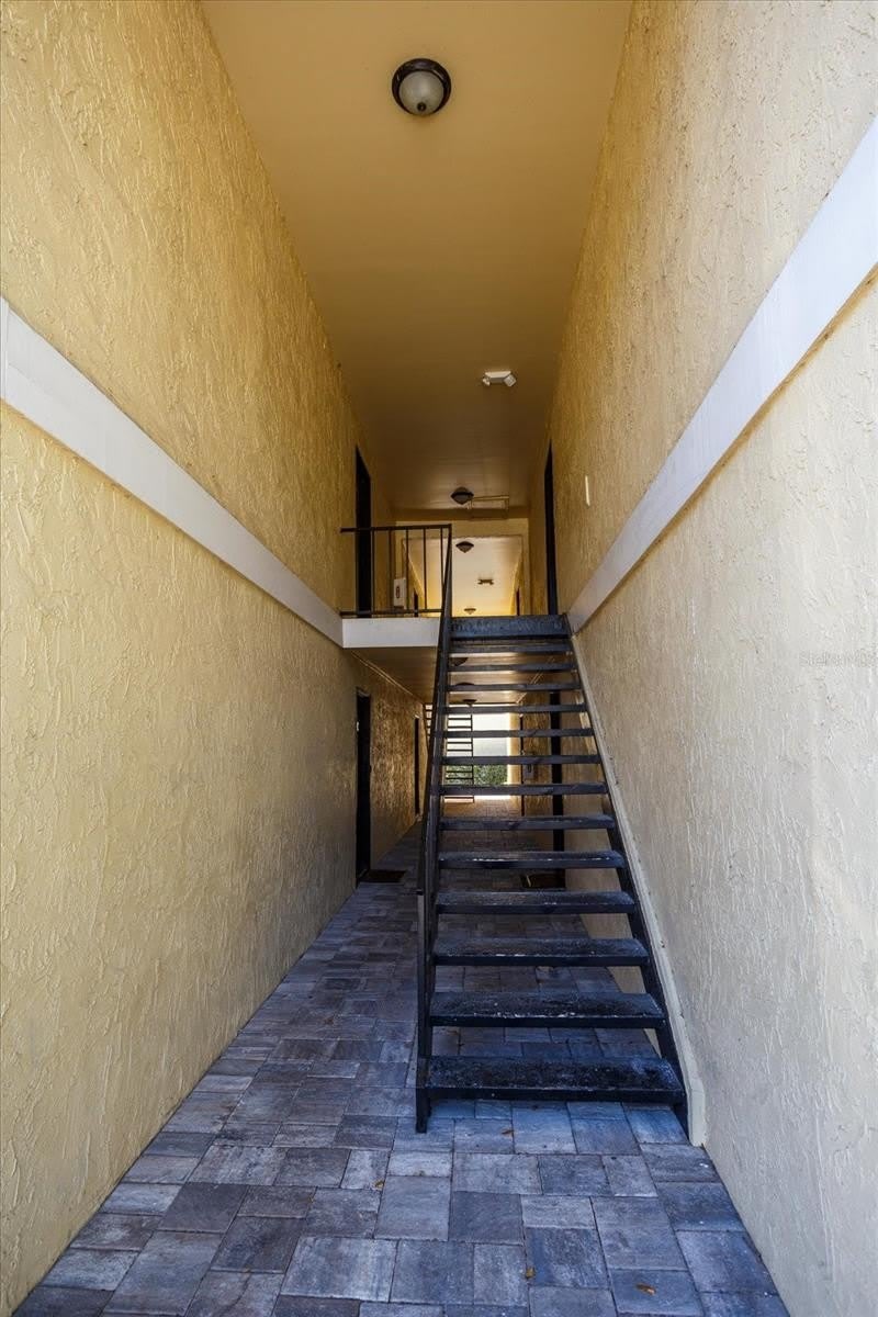 908 LAKE DESTINY Road – photo 3