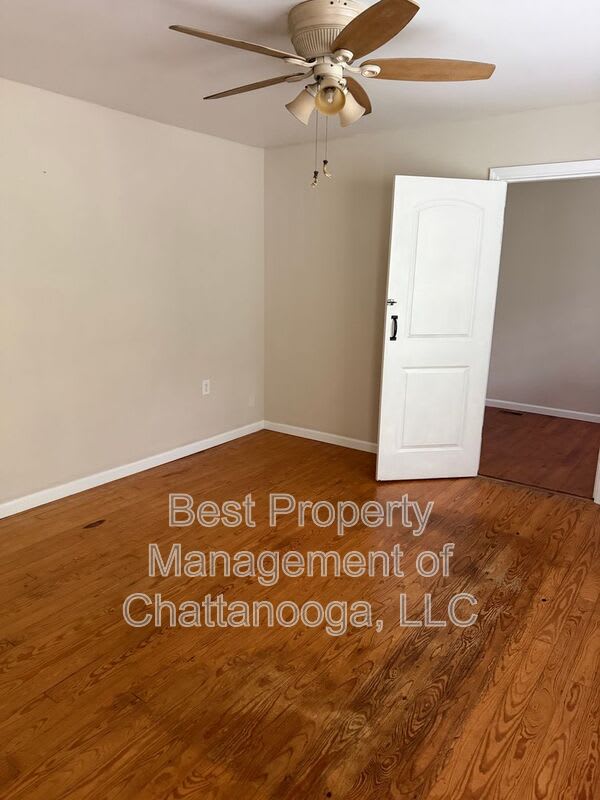 133 Hogan Rd – photo 3