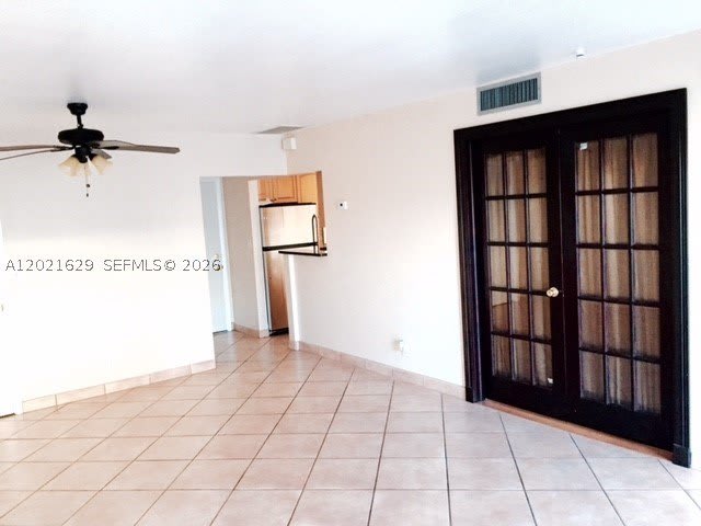 236 Castlewood Dr – photo 2