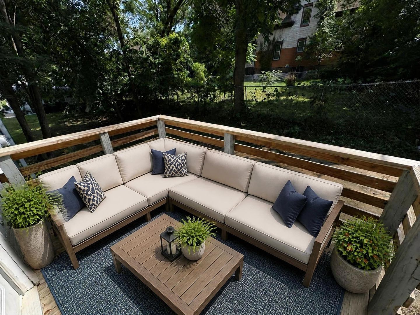 2Br Fully Remodeled – photo 4