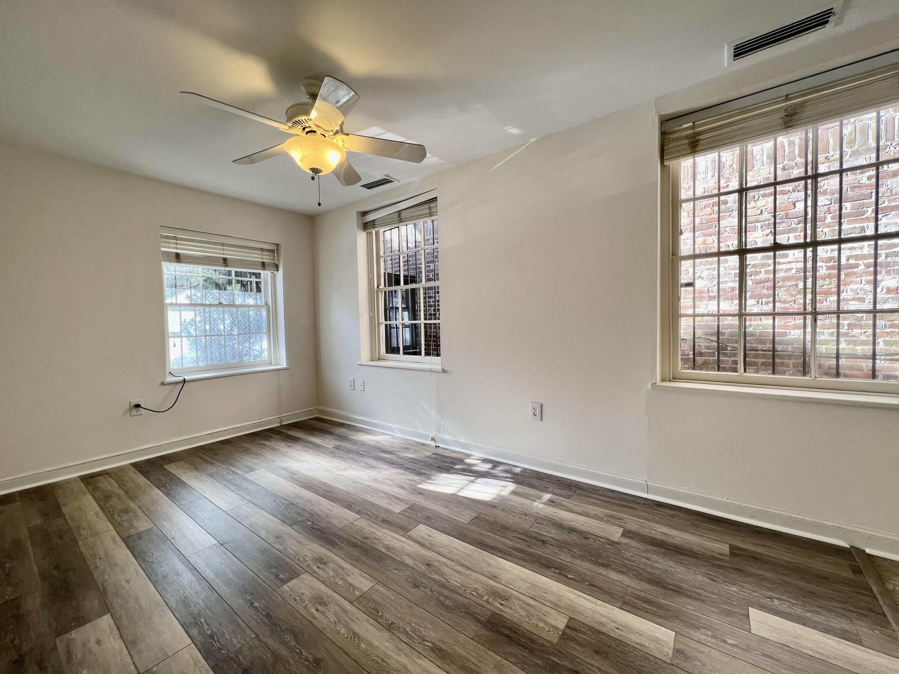 12 Wentworth Street – photo 4