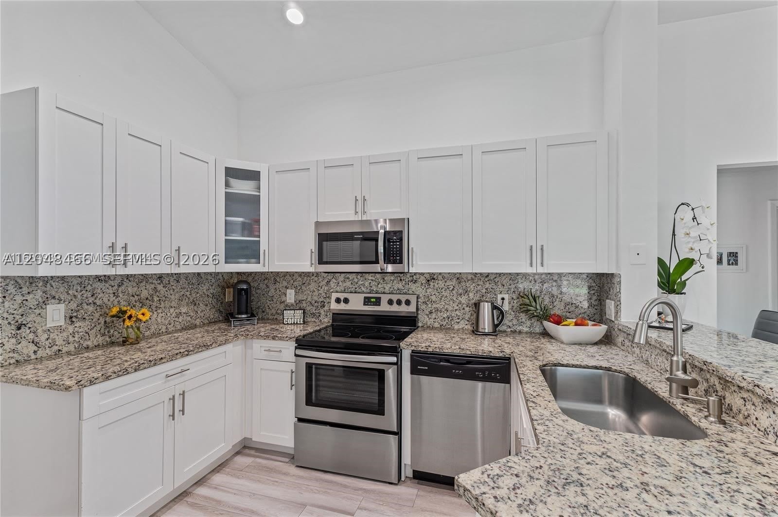 1356 Presidio Dr – photo 5
