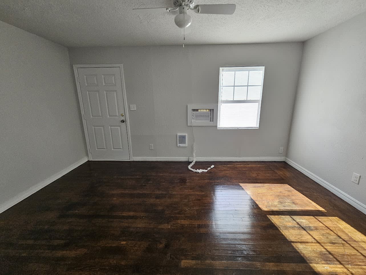 627 Nw 89Th St – photo 4