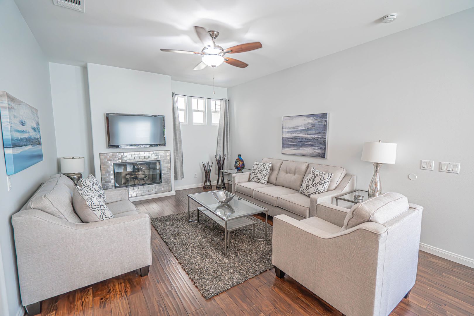 Fully Furnished House Short Term Lease Month To Month Most Utilities Included – photo 4