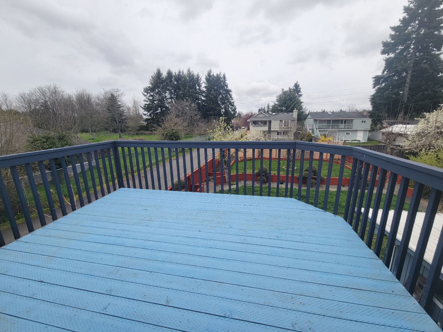 Spacious 4 Bedroom Home in S.Tacoma, Available Now! – photo 3