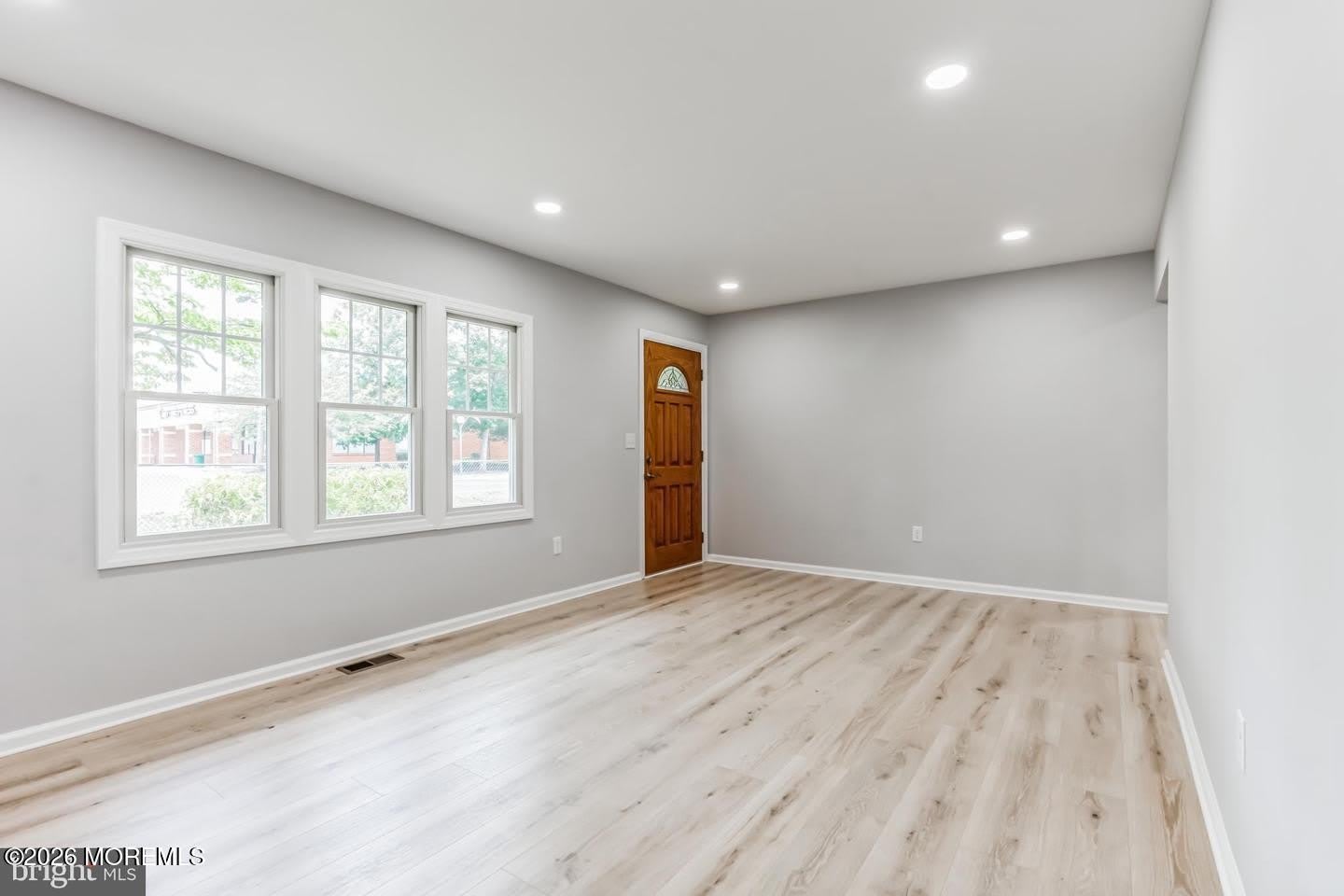 13 Broadway Street – photo 5