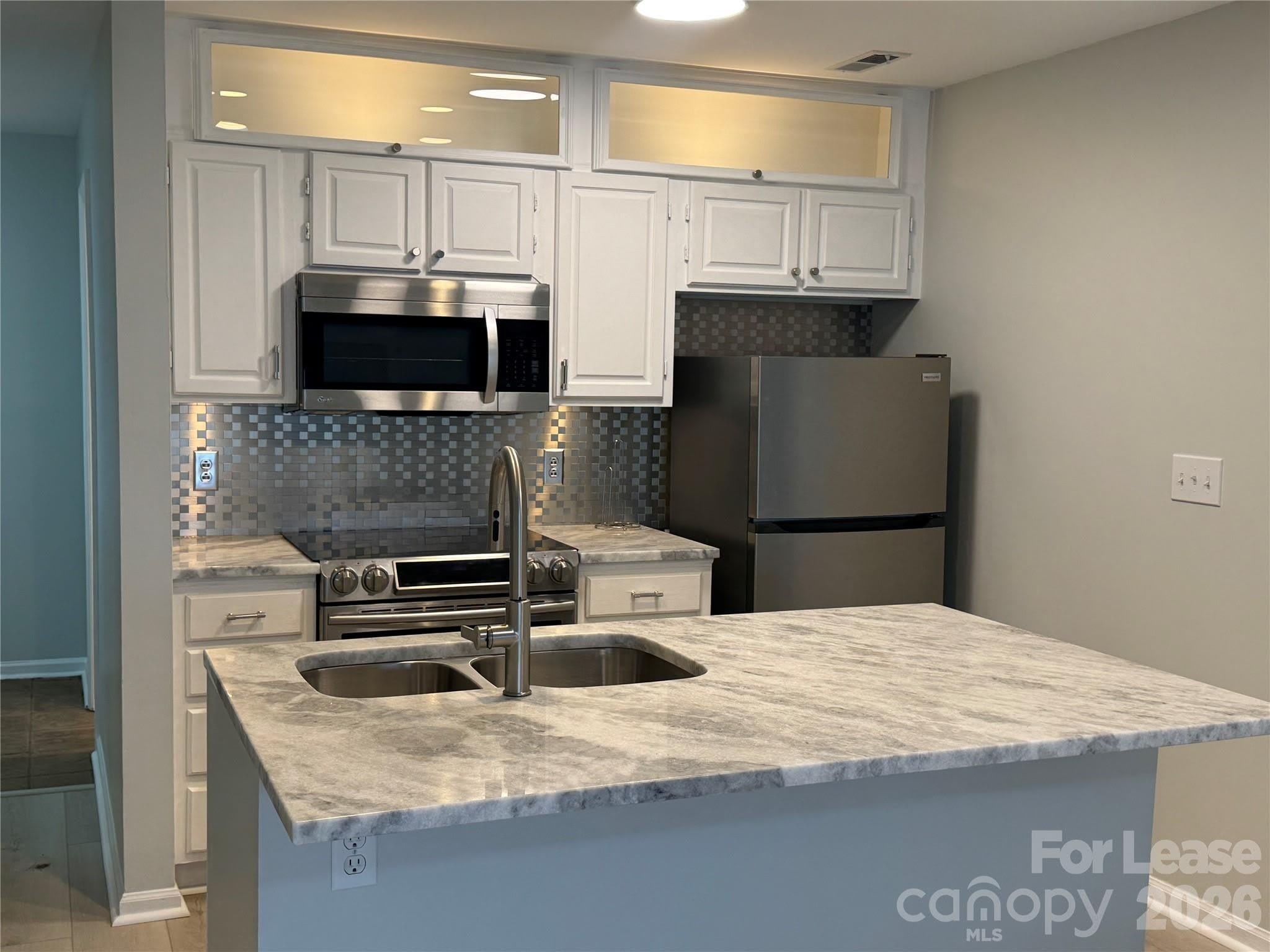 363 Northwest Drive – photo 4