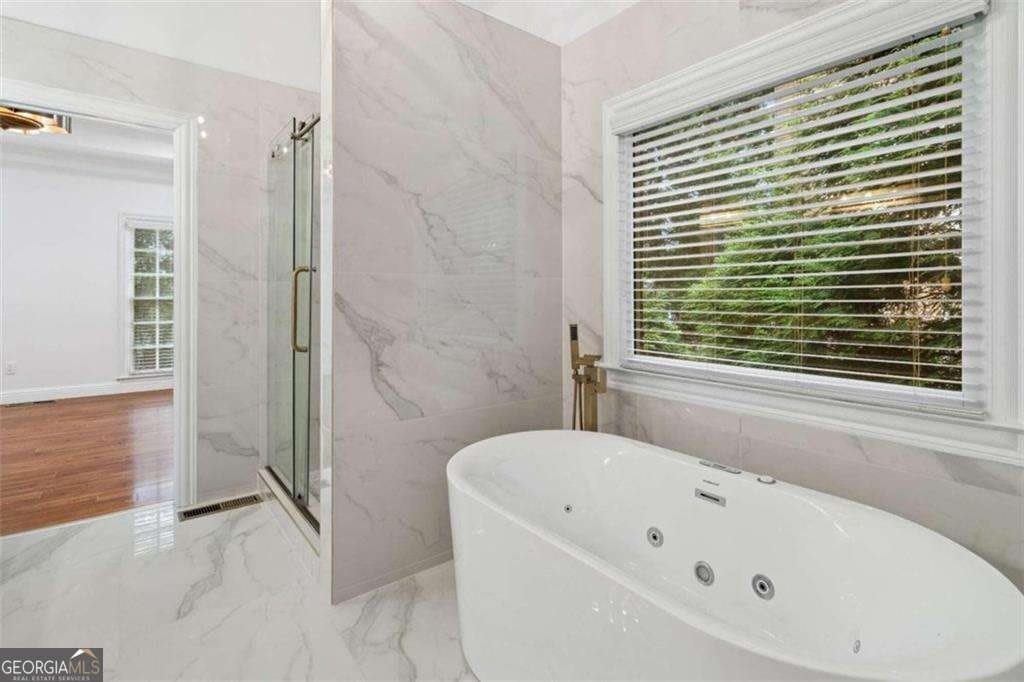 1711 Summit Glen Lane NE – photo 4