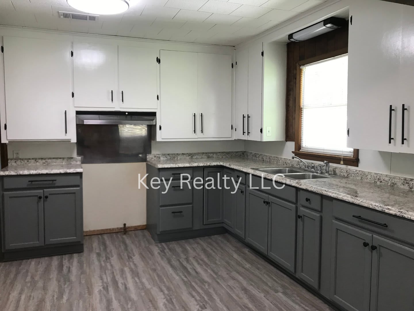 21046 Hwy 167 – photo 2