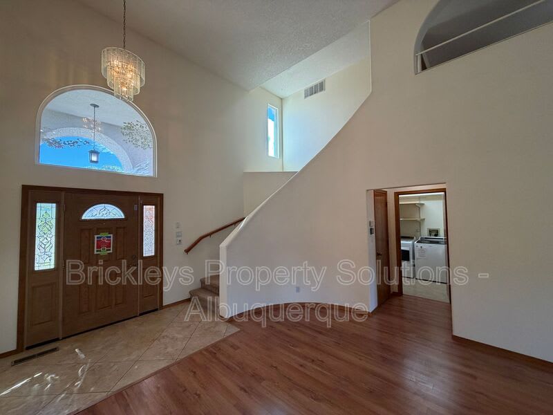 9600 Allande Rd NE – photo 4